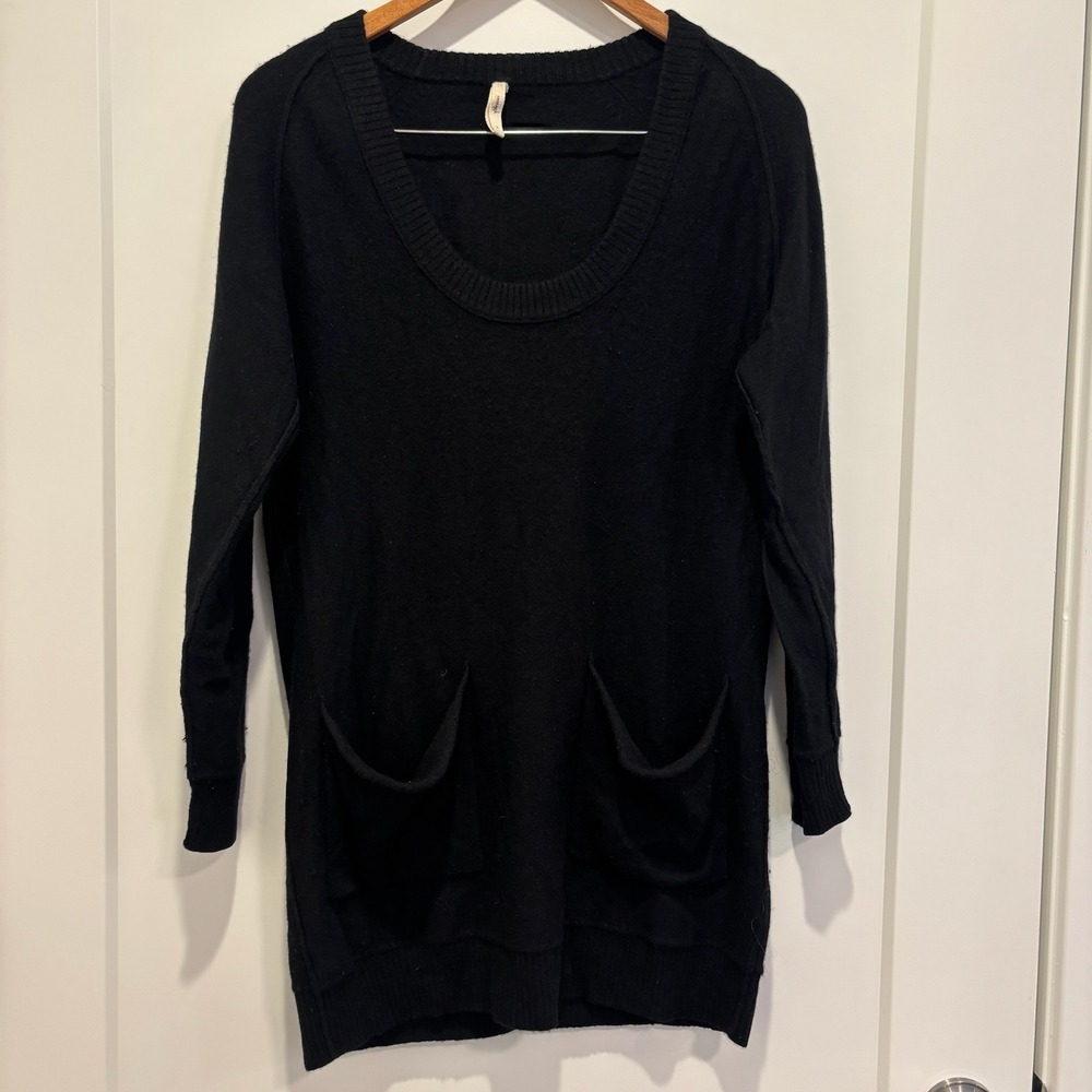 Oonagh by Nanette Lepore 100% Cashmere Black Long Sleeve Sweater Dress Size